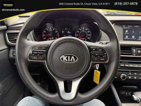 Used 2018 Kia Optima LX image 28