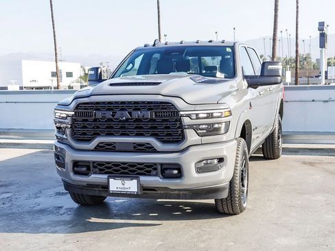 New 2026 RAM 2500 Limited AWD/4WD image 4