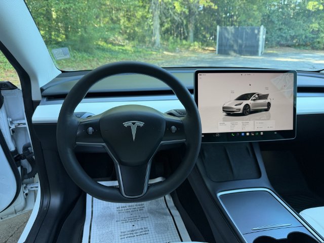 Used 2022 Tesla Model 3 Long Range AWD/4WD image 13