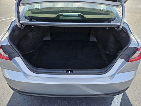 Used 2025 Toyota Camry LE image 18