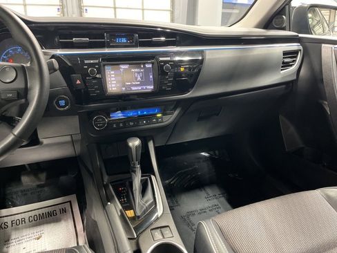 Used 2014 Toyota Corolla S w/ Driver Convenience Package FWD image 25