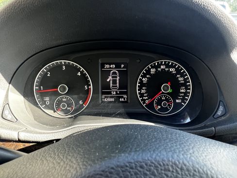 Used 2014 Volkswagen Passat TDI SEL Premium image 22