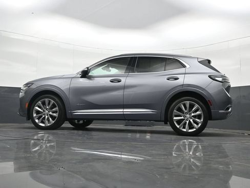 Used 2022 Buick Envision Avenir w/ Technology Package II AWD/4WD image 33