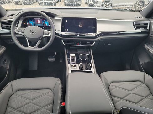 New 2026 Volkswagen Atlas Cross Sport SE image 6