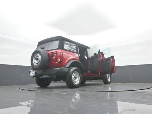 New 2026 Ford Bronco Base image 39