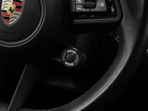 Certified 2024 Porsche Cayenne Coupe AWD/4WD image 30