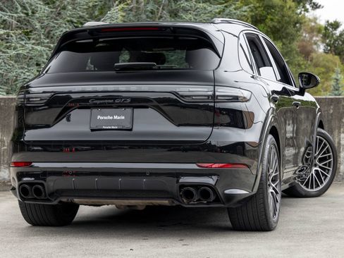 Certified 2023 Porsche Cayenne GTS AWD/4WD image 11