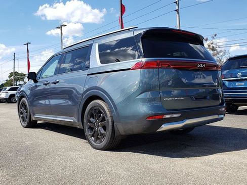 Certified 2022 Kia Carnival SX Prestige FWD image 6