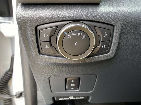 Used 2022 Ford F250 Lariat w/ Lariat Value Package image 25