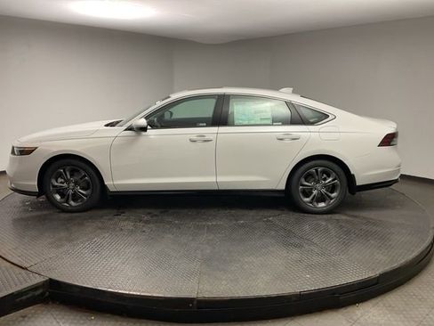 New 2026 Honda Accord EX-L image 4