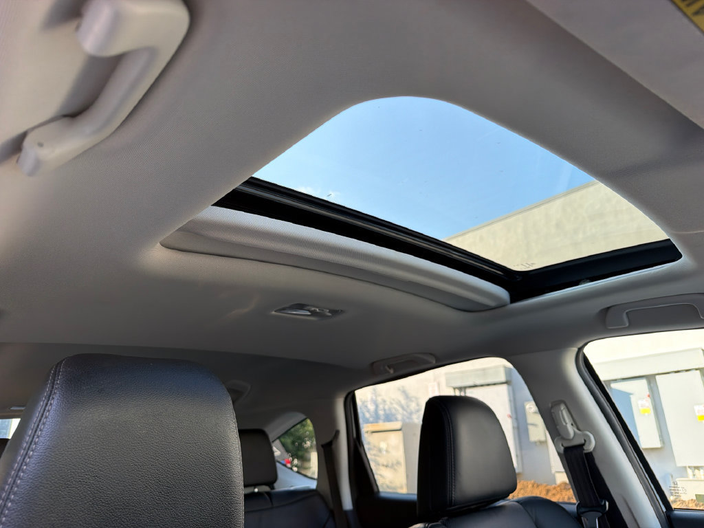 Used 2015 Honda CR-V EX-L image 11