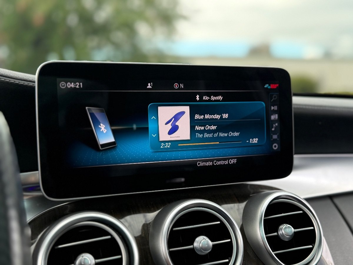 Used 2020 Mercedes-Benz C 63 AMG Sedan w/ Multimedia Package image 23