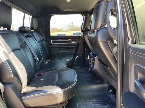Used 2019 RAM 3500 Laramie image 10