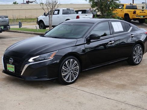 Used 2023 Nissan Altima 2.5 SL FWD image 3