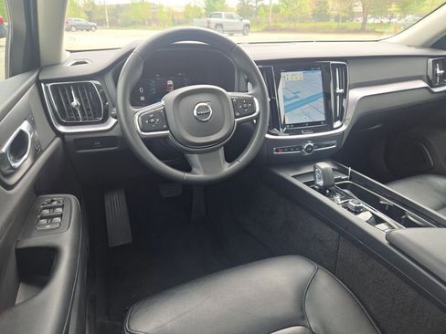 Used 2024 Volvo S60 B5 Core FWD image 15