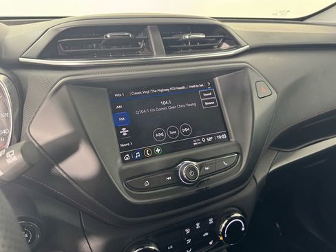 Used 2023 Chevrolet TrailBlazer RS image 15