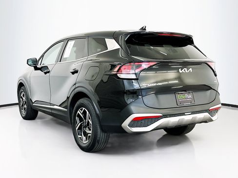 Used 2024 Kia Sportage LX image 5