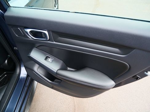 Used 2022 Honda Civic EX-L image 29