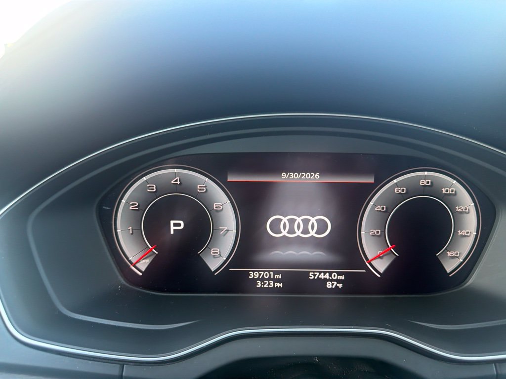 Used 2023 Audi Q5 2.0T Premium Plus w/ Premium Plus Package AWD/4WD image 4