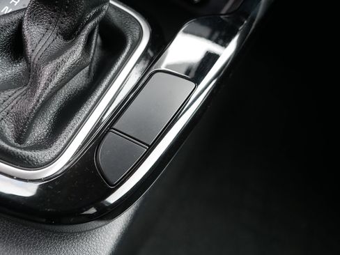 Certified 2024 Kia Soul S FWD image 32