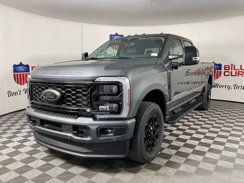 New 2026 Ford F250 Lariat w/ Black Appearance Package image 7