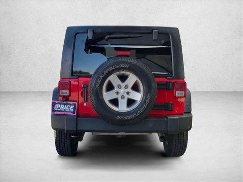 Used 2014 Jeep Wrangler Unlimited Sport w/ Quick Order Package 24S AWD/4WD image 7