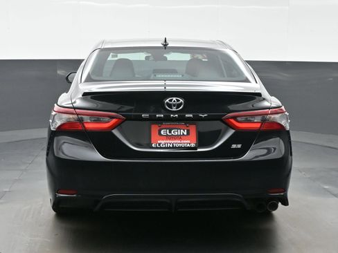 Used 2023 Toyota Camry SE FWD image 5