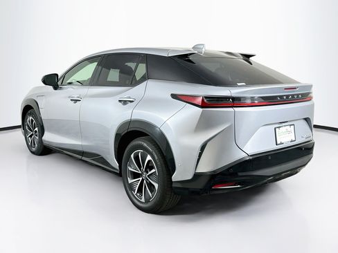 Used 2023 Lexus RZ 450e Premium w/ Technology Package AWD/4WD image 5