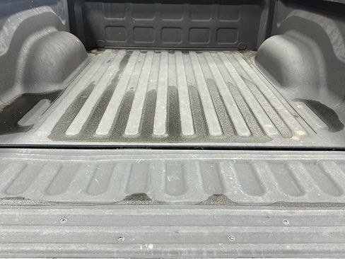 Used 2014 RAM 1500 Limited AWD/4WD image 13
