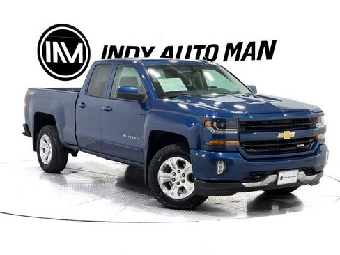 Used 2017 Chevrolet Silverado 1500 LT w/ All Star Edition image 2