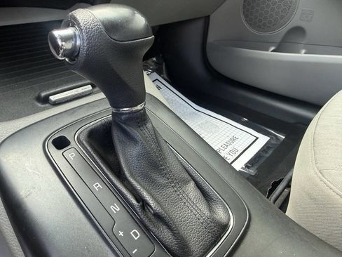 Used 2016 Kia Forte LX image 9