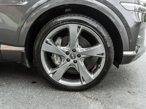 Used 2023 Genesis GV80 2.5T w/ Prestige Package AWD/4WD image 4