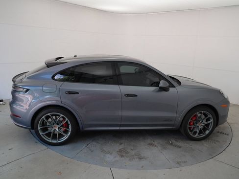 Used 2026 Porsche Cayenne GTS AWD/4WD image 59