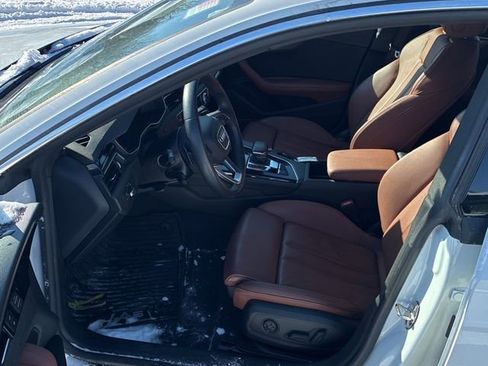 Used 2023 Audi A5 2.0T Premium Plus image 2