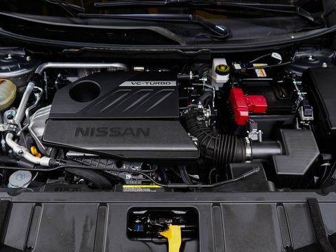 Used 2025 Nissan Rogue SV AWD/4WD image 32