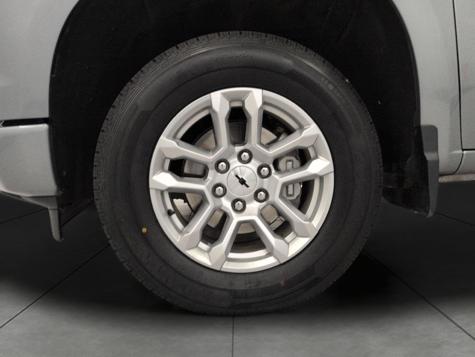 Used 2026 Chevrolet Silverado 1500 RST AWD/4WD image 4