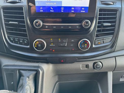 Used 2020 Ford Transit 150 Low Roof AWD image 21