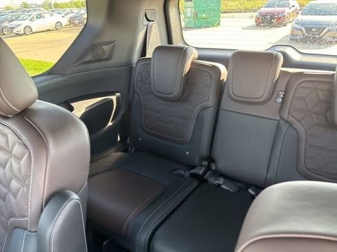New 2026 Nissan Armada Platinum AWD/4WD image 11