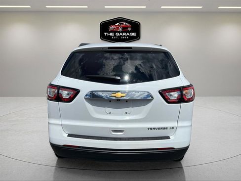 Used 2016 Chevrolet Traverse LS FWD image 4