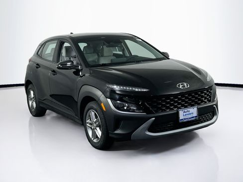 Used 2023 Hyundai Kona SE w/ Cargo Package AWD/4WD image 3