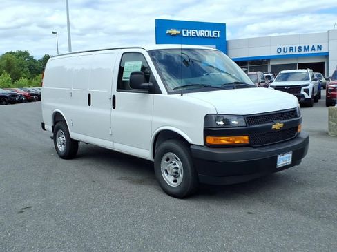 New 2026 Chevrolet Express 2500 w/ Driver Convenience Package RWD image 1