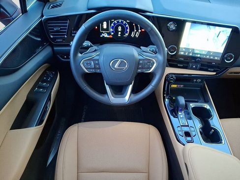 Used 2025 Lexus NX 350 AWD image 12