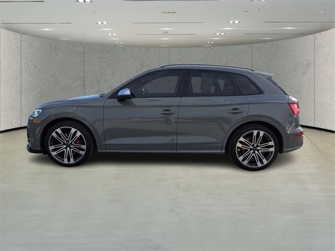 Used 2019 Audi SQ5 Prestige w/ Prestige Package image 6