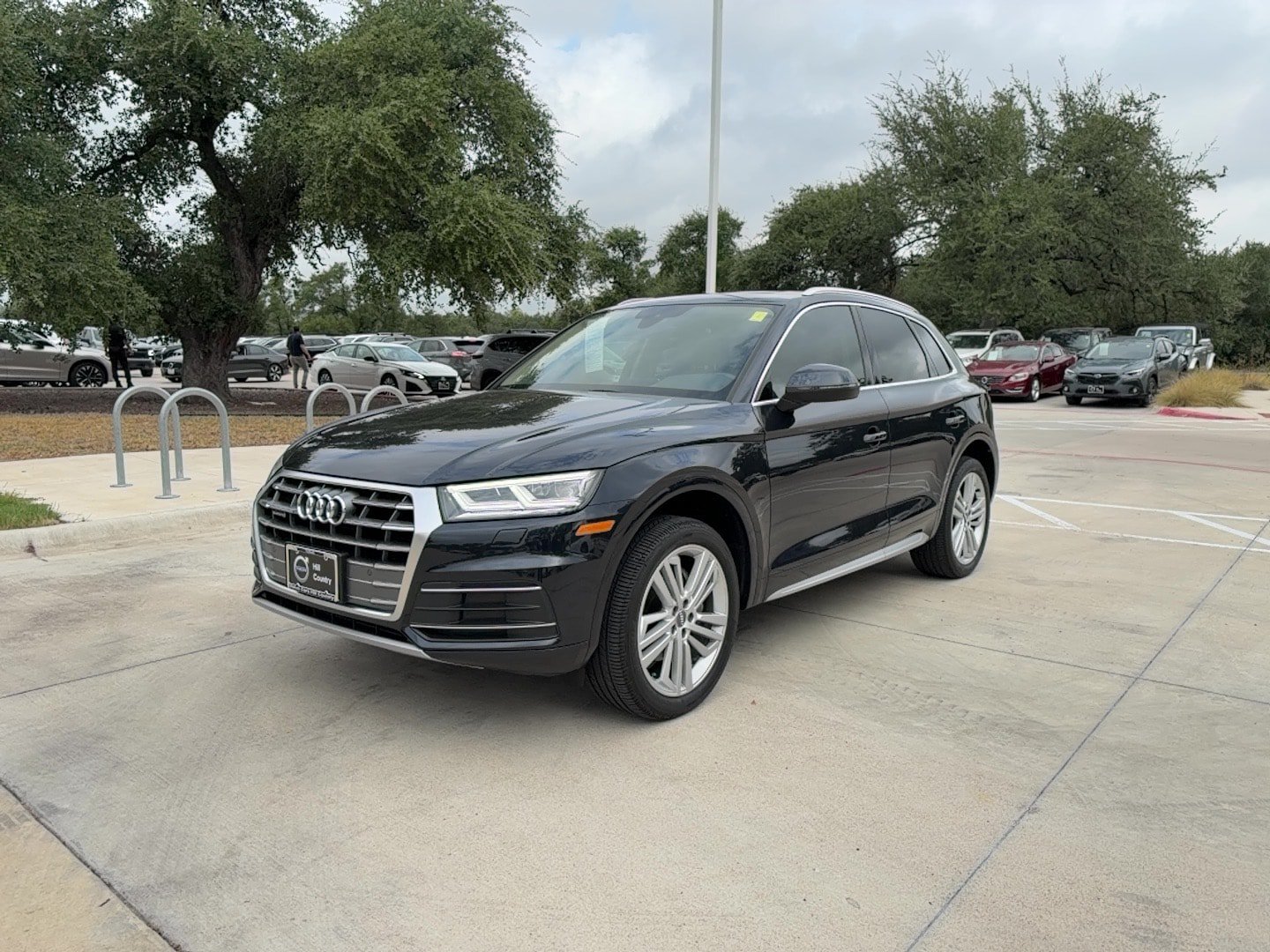 Used 2020 Audi Q5 2.0T Premium Plus w/ Premium Plus Package AWD/4WD image 2