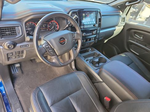Used 2021 Nissan Titan PRO-4X w/ Pro-4x Convenience Package image 11