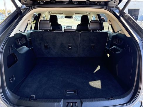 Used 2024 Ford Edge Titanium image 16