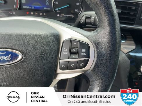 Used 2021 Ford Explorer Limited w/ Equipment Group 301A AWD/4WD image 21