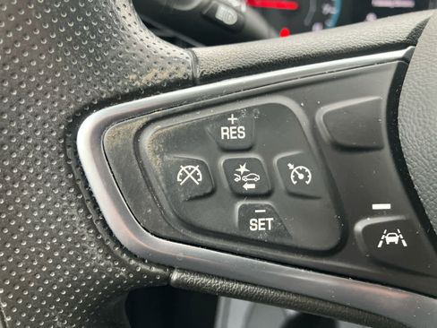 Certified 2023 Chevrolet Equinox LS image 17