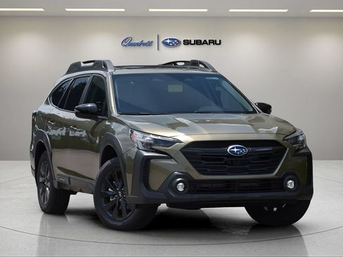 Used 2025 Subaru Outback Onyx Edition w/ Popular Package #2 AWD/4WD image 1