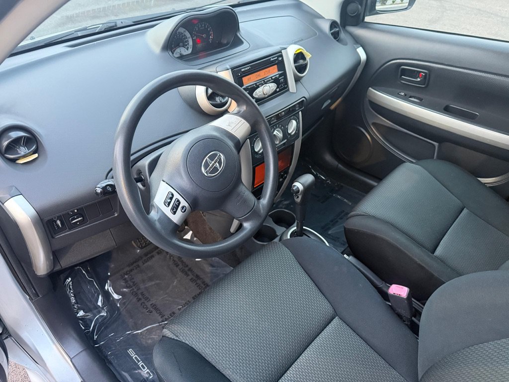 Used 2006 Scion xA FWD image 10